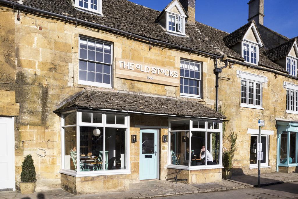 The Old Stocks Inn 스토우온더올드 외부 사진
